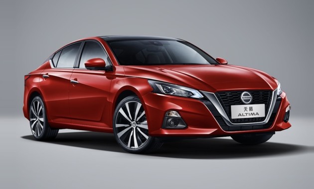 Седан Nissan Altima вытеснил Teana