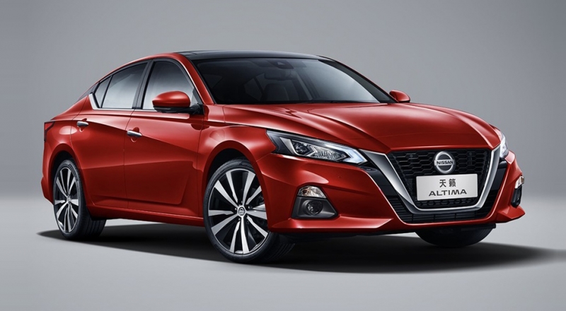 Седан Nissan Altima вытеснил Teana