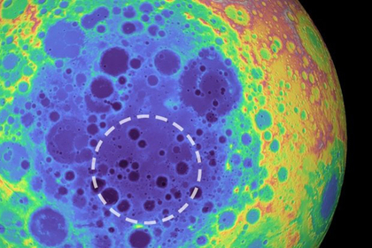 Под крупнейшим кратером Луны нашли загадочный объект