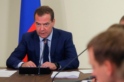 Медведев решил снизить один налог