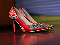 Психологи узнали, когда женщина надевает туфли на высоком каблуке