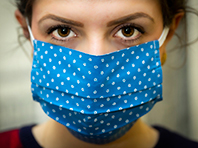 Эксперты не советуют использовать маски людям с болезнями легких