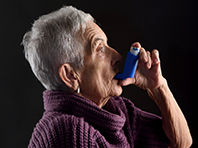 Старое лекарство для астматиков оказалось эффективно против деменции