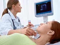 Эксперт: женщинам стоит регулярно проводить проверку щитовидной железы